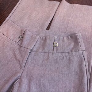 Lilac low rise slacks with cute detail